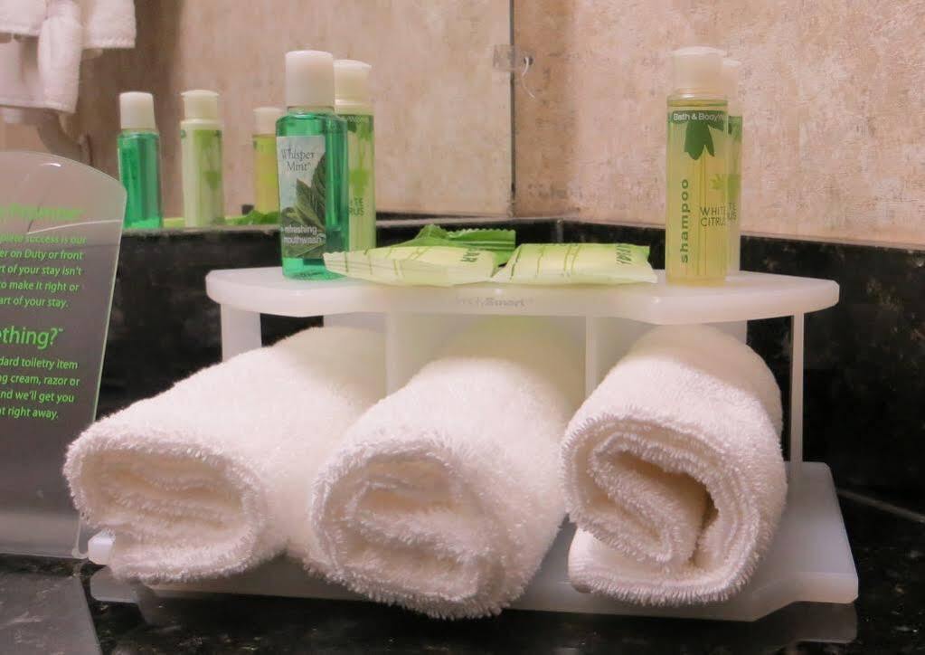 Holiday Inn Express Hotel & Suites Hot Springs By Ihg Extérieur photo